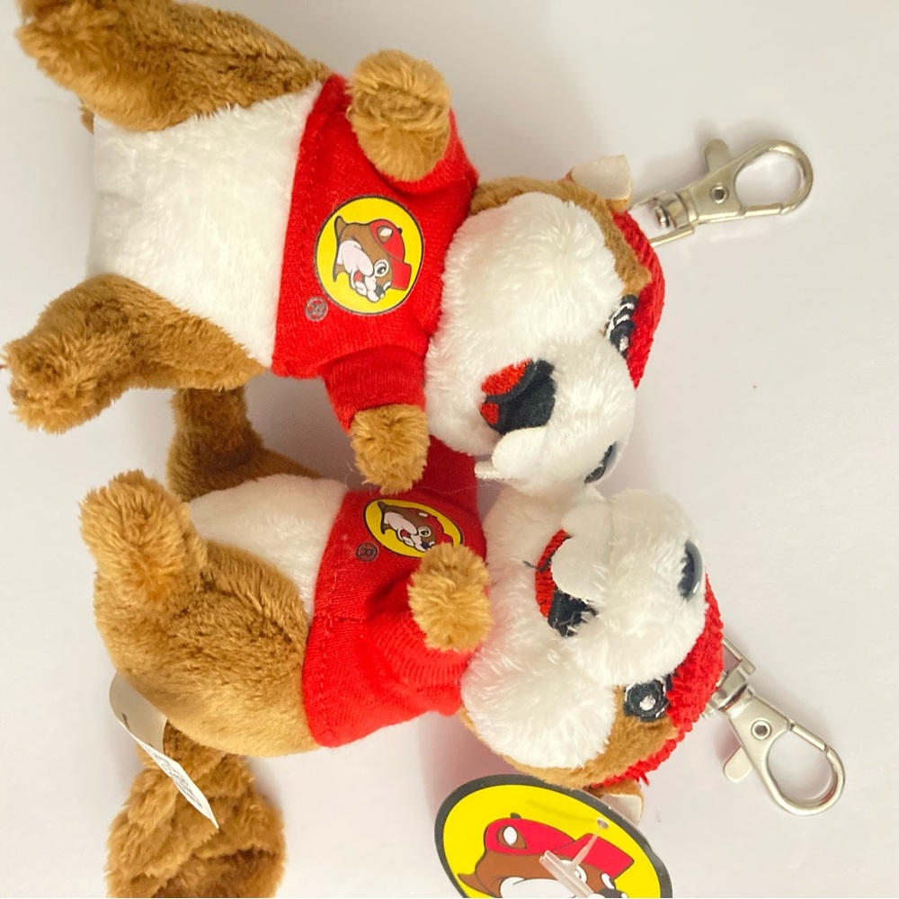 Buc-cees Beavers 4” Mini Stuffed Plush Keychain - Picture 5 of 10